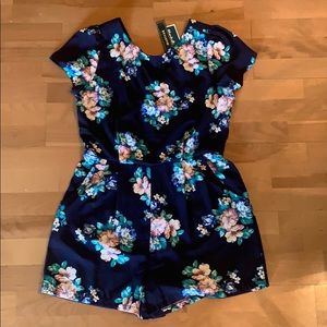 NWT navy floral romper